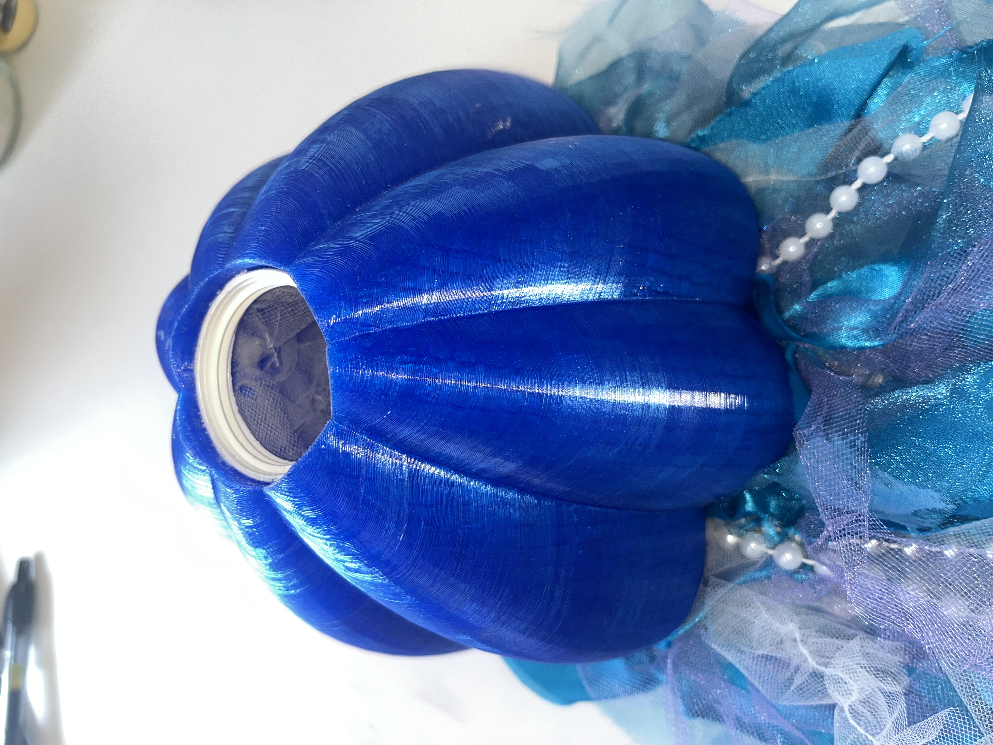 Jellyfish lamp — assembly without core